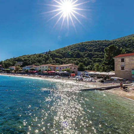 Holiday home Awesome In With Wifi Moscenicka Draga
